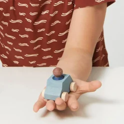 Lubulona Coche madera gris Lubu con figura azul