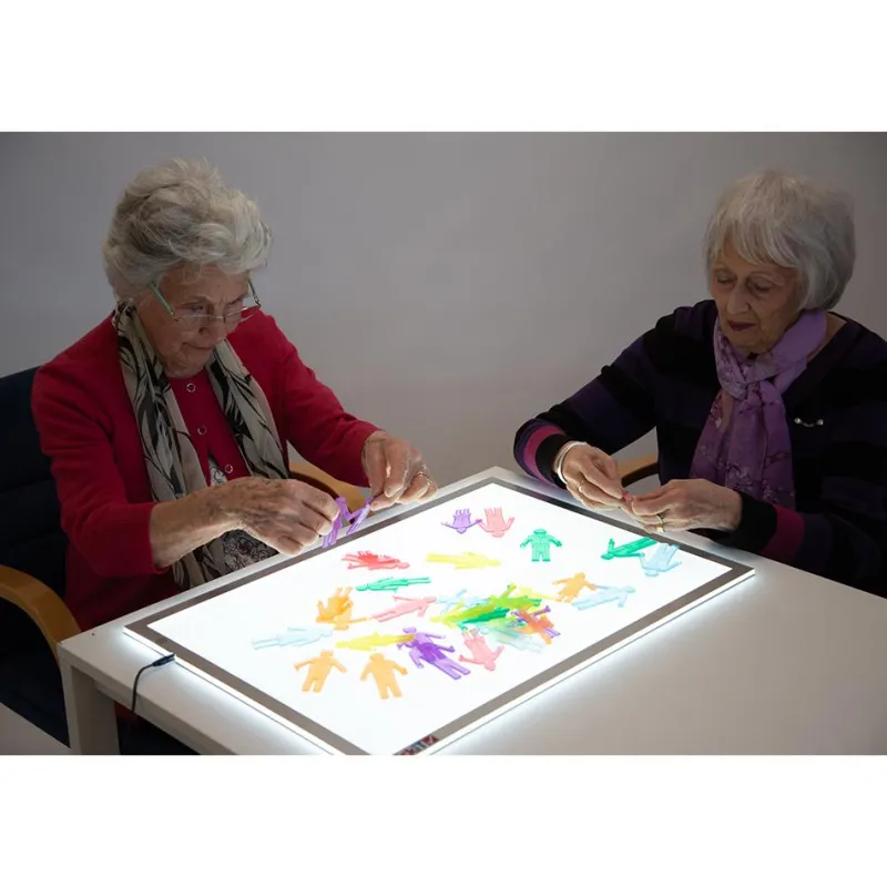 Tickit Figuras personas de colores translúcidos de silicona 36 piezas