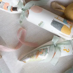 Maileg Papel de regalo animalitos happy day 10 metros x 55cm.