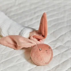 Kaloo Sonajero pelota conejito terracota